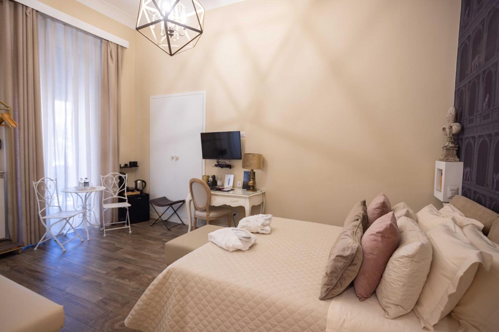 Domus Deorum Deluxe Bed and breakfast Nápoles