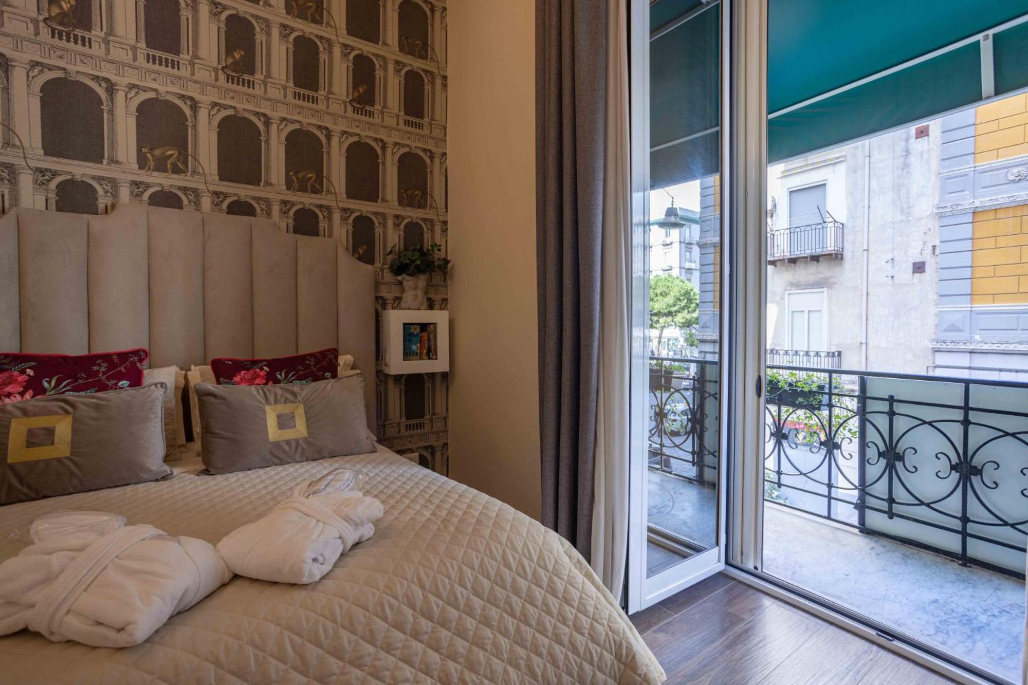 Domus Deorum Deluxe 2* Nápoles